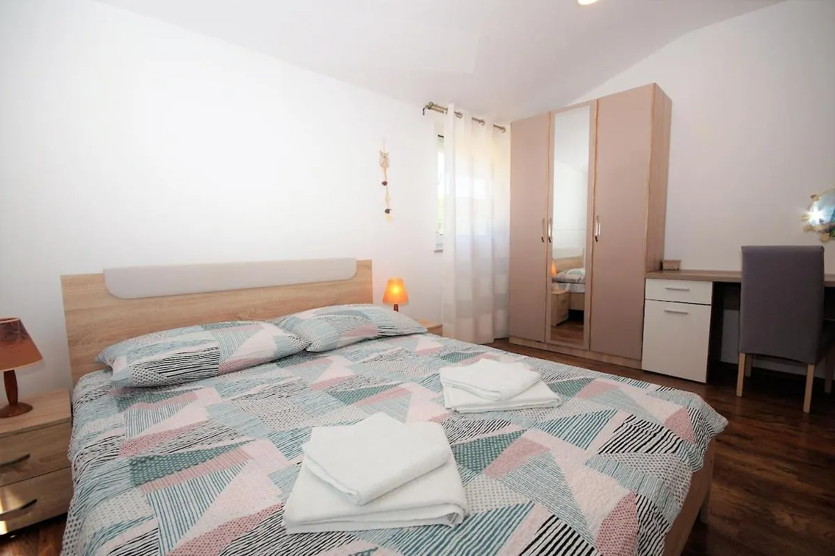 Apartment Maja Pula Croatia