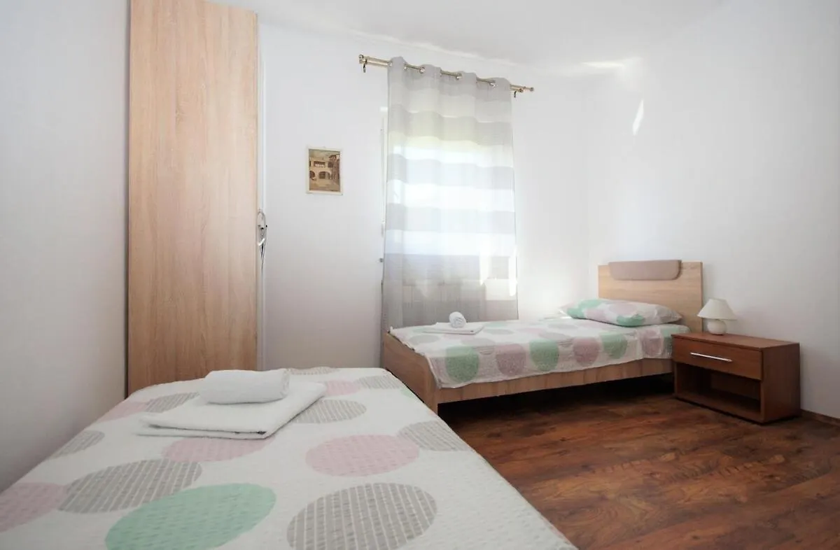 Apartment Maja Pula Croatia
